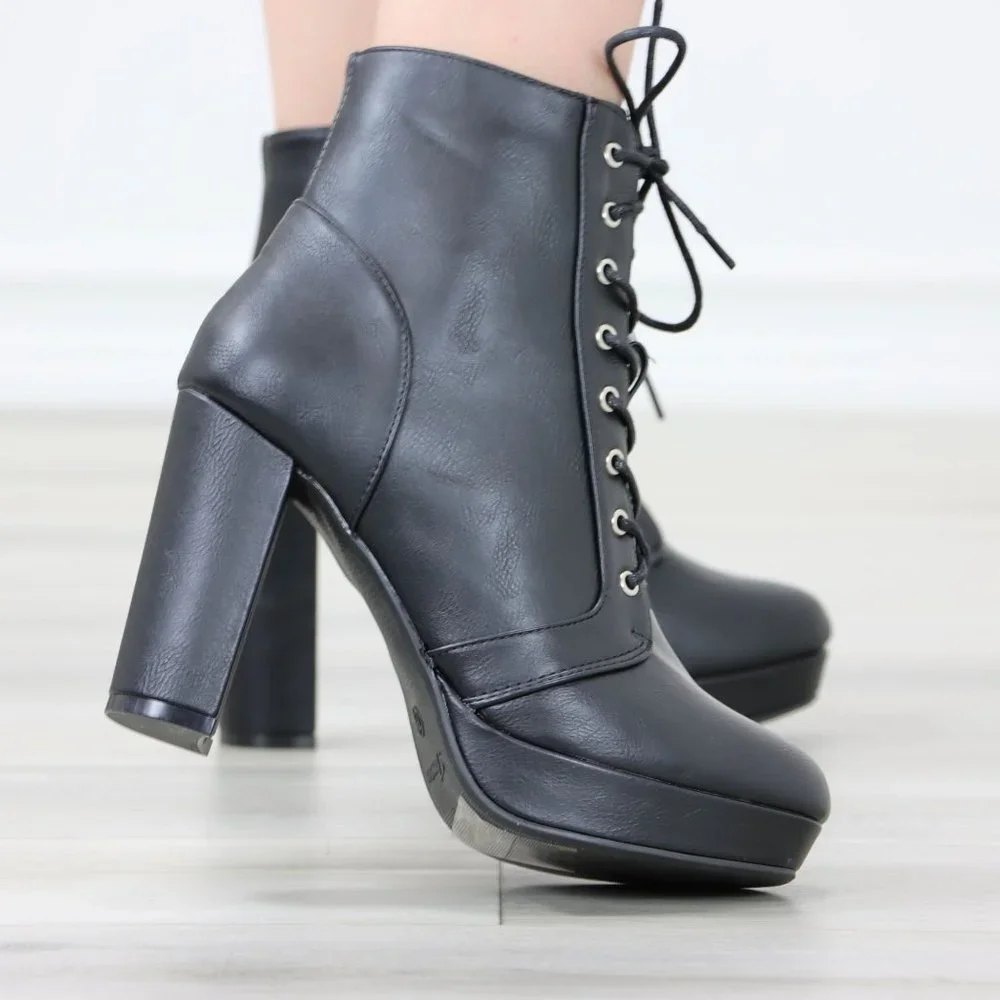 Black Ankle Boots Chunky Lug Block Heel Synthetic Leather Round Toe - Picture 6 of 12